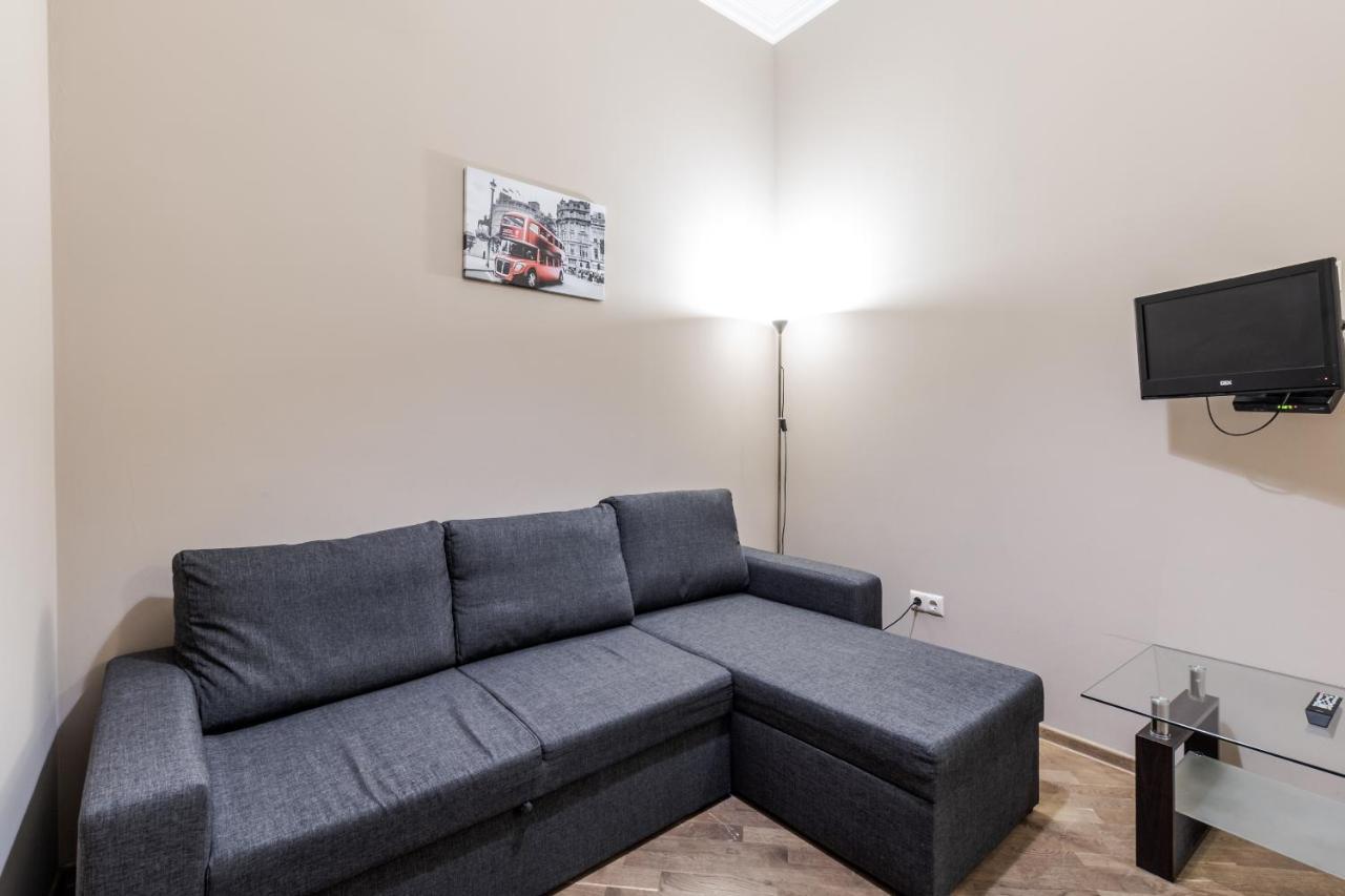 Apartment On Stavropihiiska Street 3 Львов Экстерьер фото