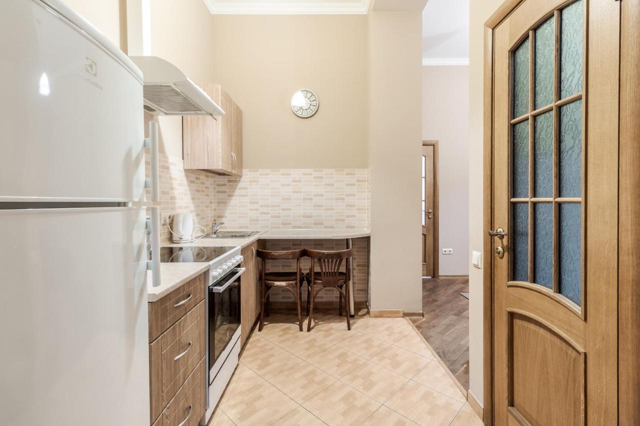 Apartment On Stavropihiiska Street 3 Львов Экстерьер фото